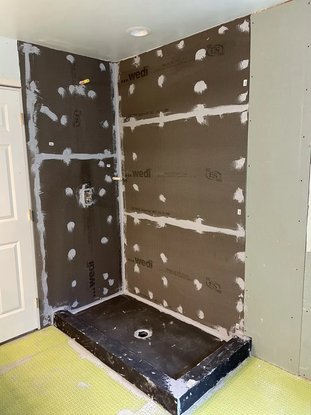 Wedi waterproof board system installed before tile